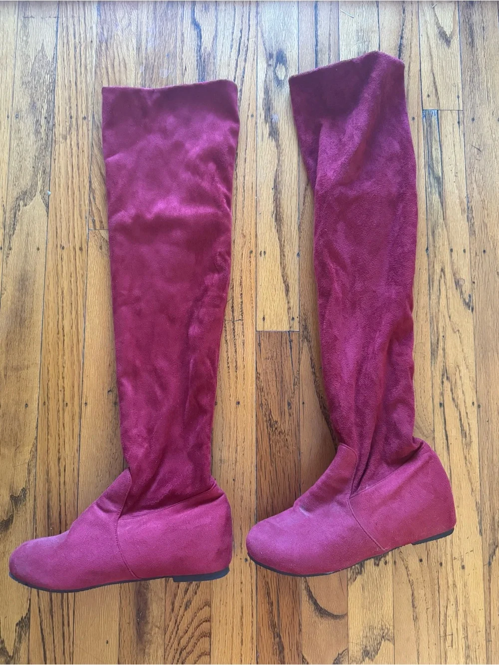👢 Caramel Brown & Red Thigh High Boots (2)